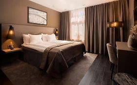 The Lamp Hotel & Spa